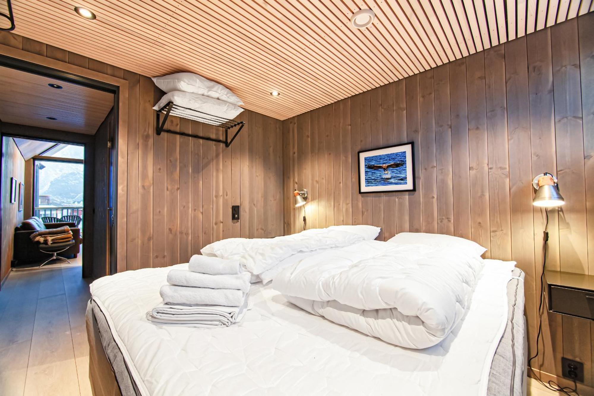 Rorbuleilighet Lysoysundet 1G Henningsvaer Exterior photo